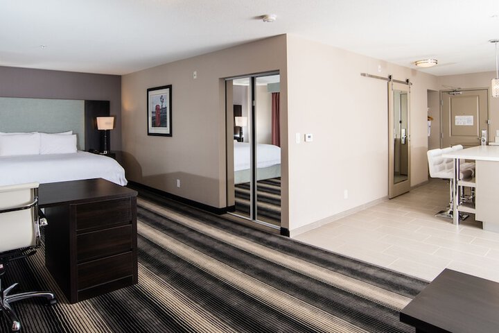 Room 34 of 73