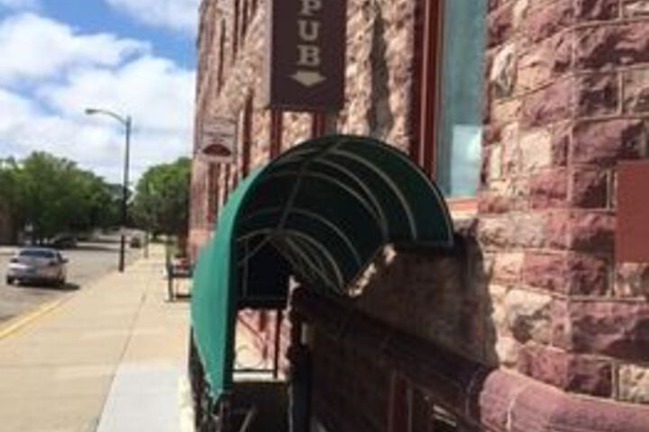 Historic Calumet Inn