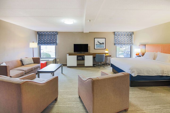 Room 42 of 67