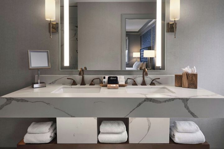 The Lytle Park Hotel Autograph Collection