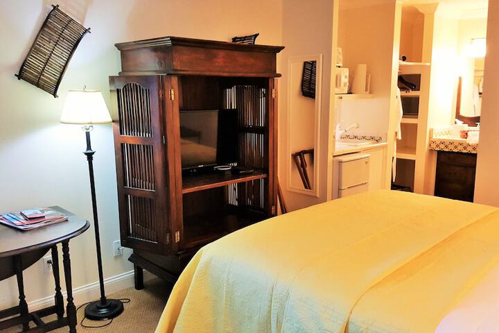 Room 299 of 392