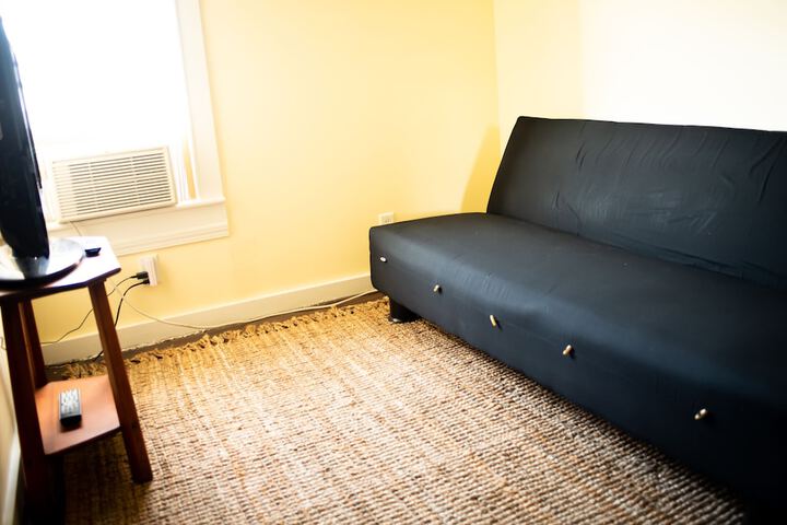 Room 21 of 32