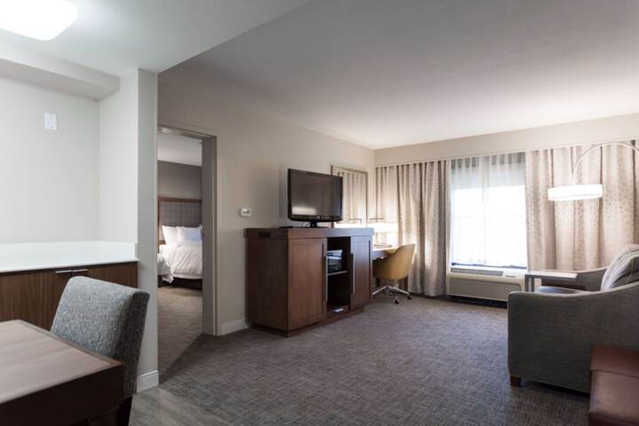 Room 10 of 41