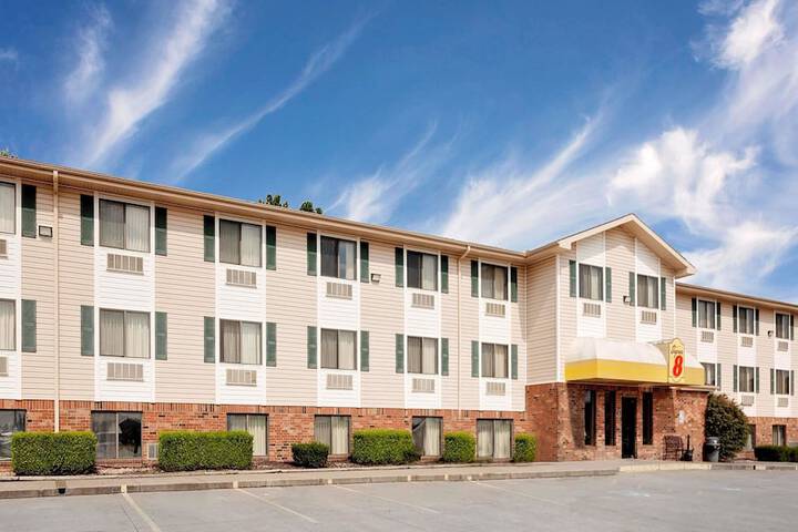 Hotel 2 of 14
