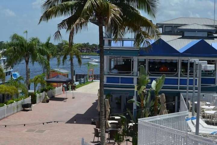 Pirates Cove Resort & Marina