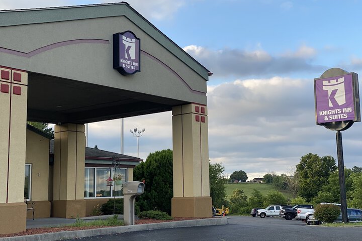Knights Inn & Suites Dublin
