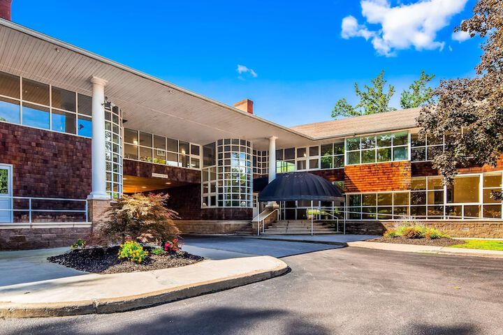 Best Western Plus The Inn & Suites at the Falls