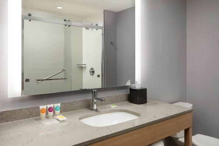 Hyatt Place Virginia Beach / Oceanfront