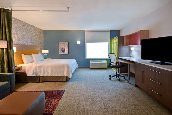 Room 30 of 43