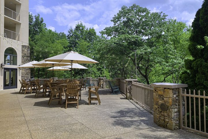 Music Road Resort Hotel and Inn