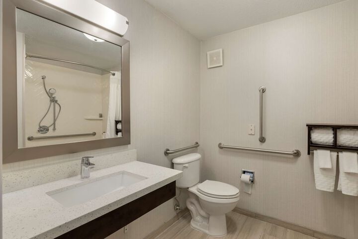 Best Western Watertown Inn and Suites
