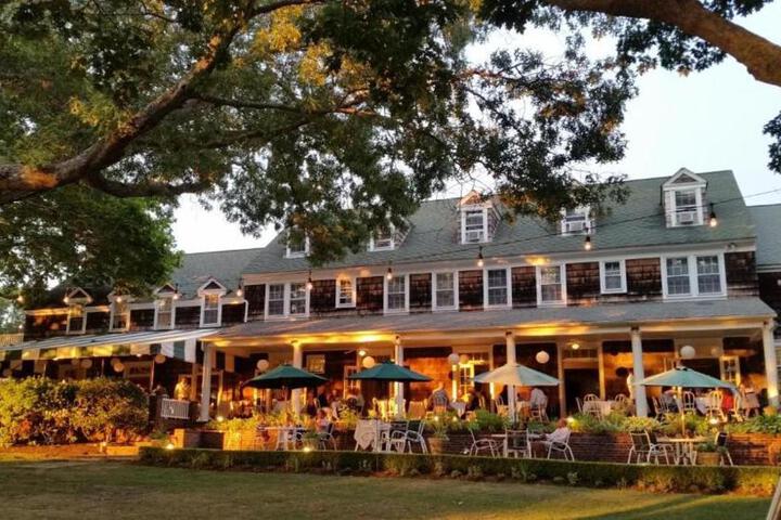 Rams Head Inn