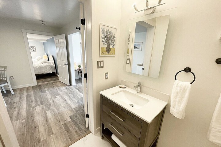Room 82 of 144