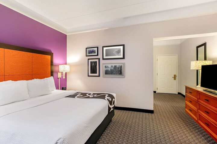 Room 21 of 30