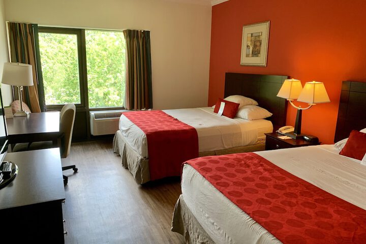 Room 12 of 33