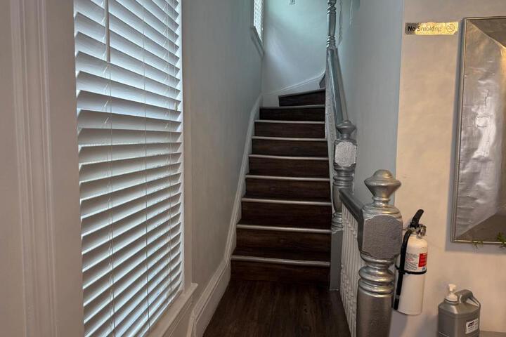 Cozy Private bedrooms Kitchen Wifi