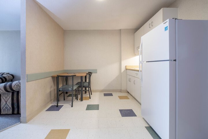 Residence & Conference Centre - Barrie