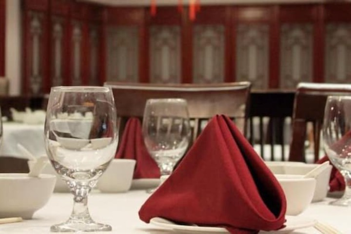 Dining 53 of 62