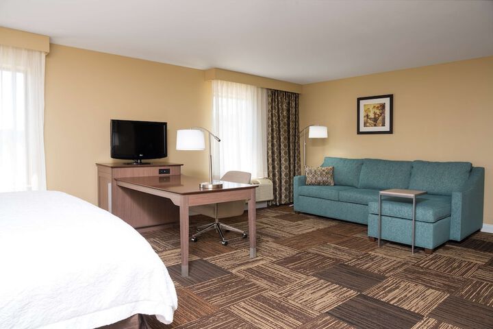 Hampton Inn & Suites Fremont