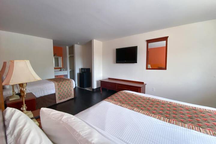 Room 16 of 33