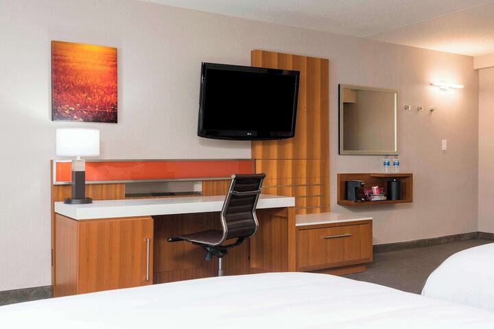 Room 12 of 60
