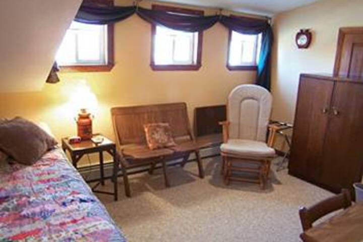 AppleLodge Bed and Breakfast