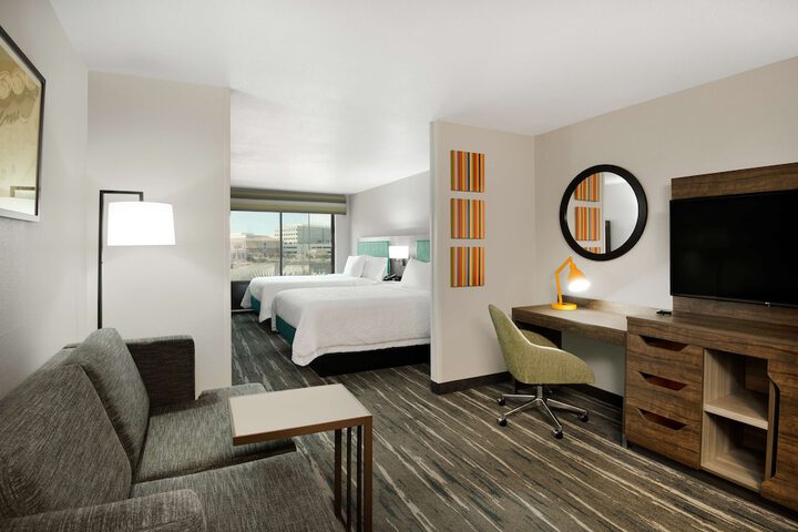 Room 30 of 44