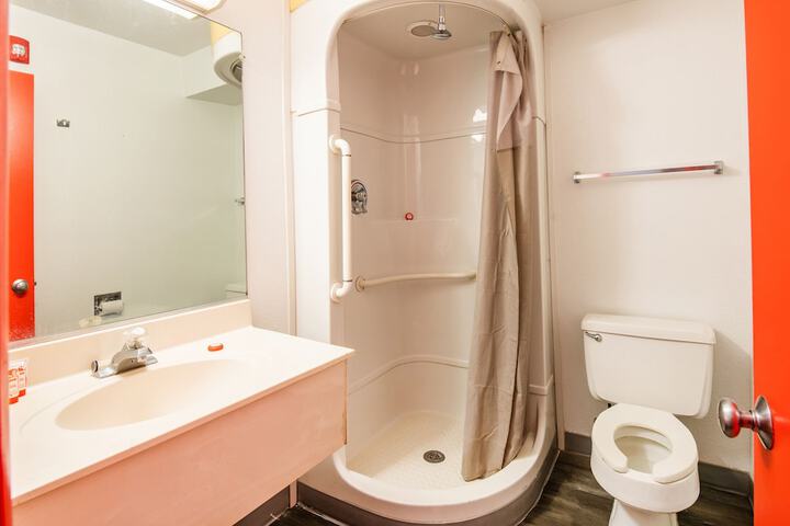 Room 15 of 31