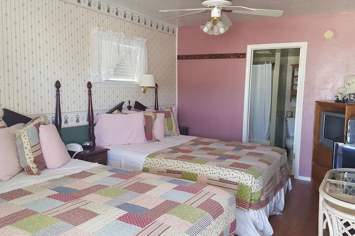 Room 33 of 35