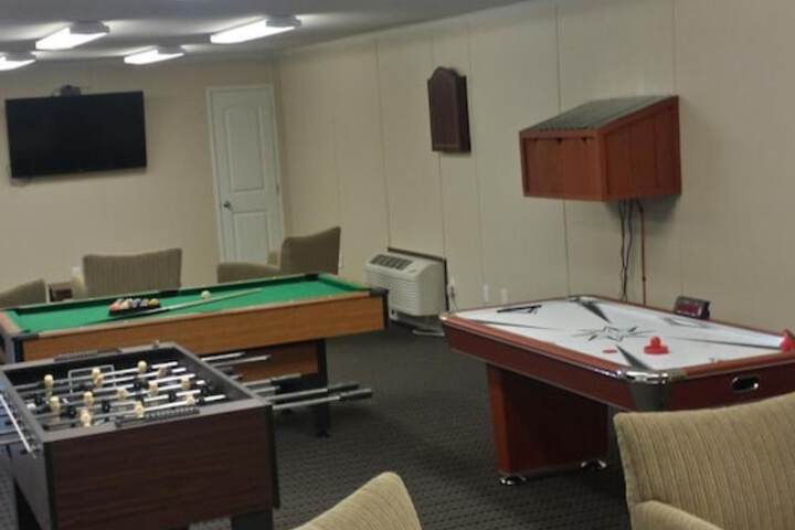 Room 6 of 26