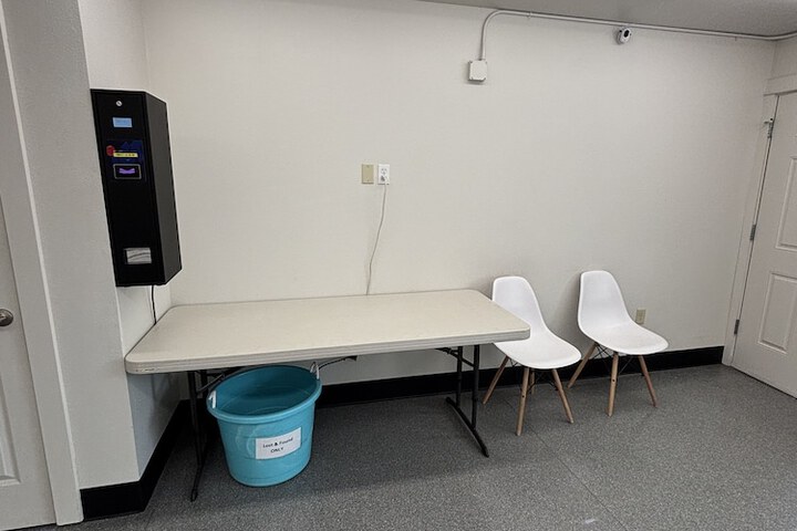 Room 12 of 19