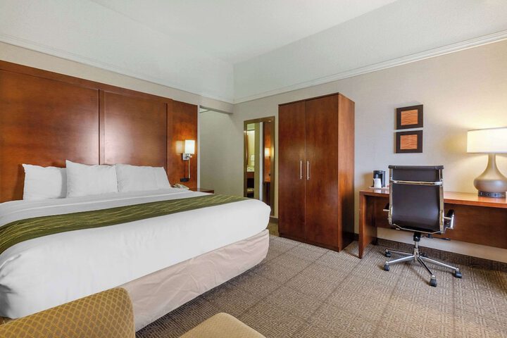 Room 40 of 47
