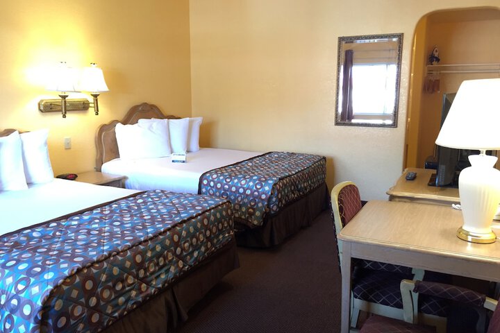 Room 105 of 131