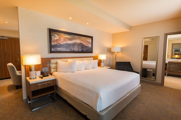 Room 12 of 28