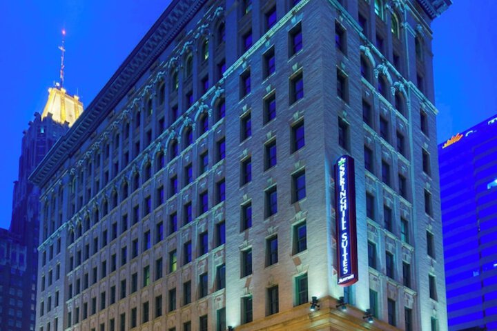 Hotel 2 of 30