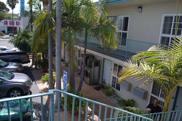 Hotel 6 of 51