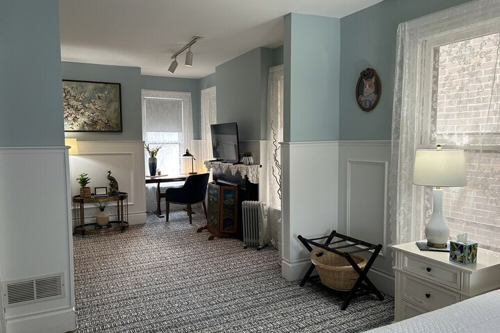 Room 40 of 56