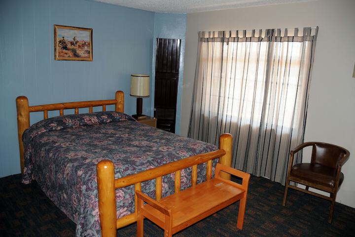 Room 12 of 44