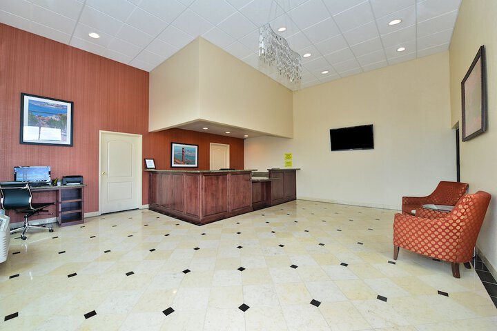 Hotel Interior 8 of 35