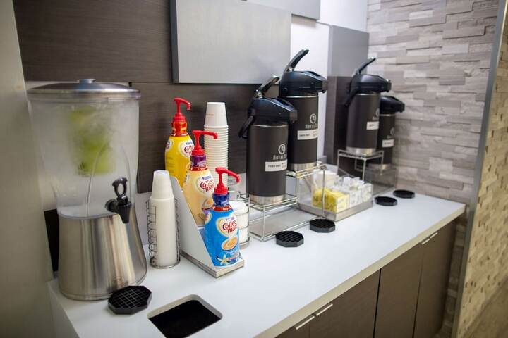 Breakfast/Coffee Service 50 of 61