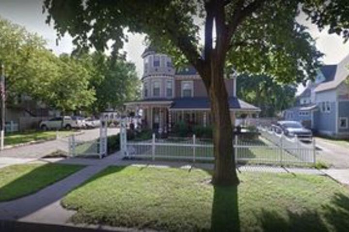 Noble House Inn