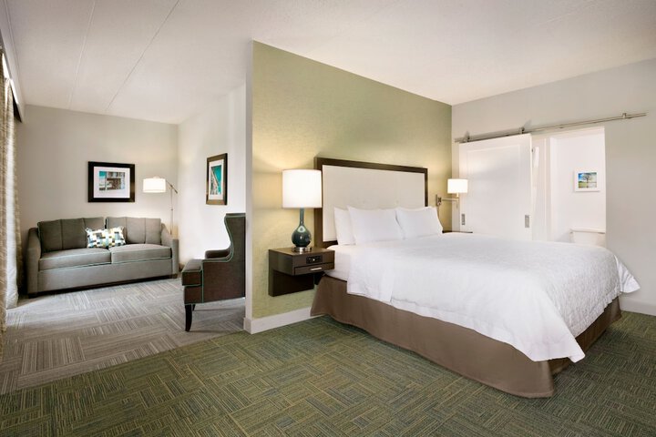 Room 12 of 37