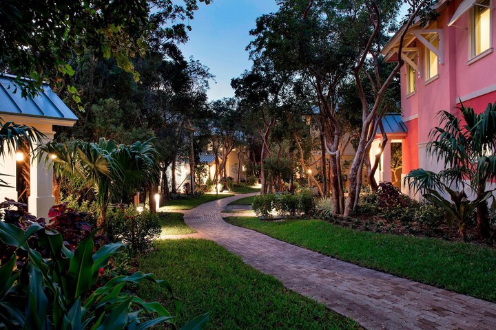 Playa Largo Resort & Spa Autograph Collection