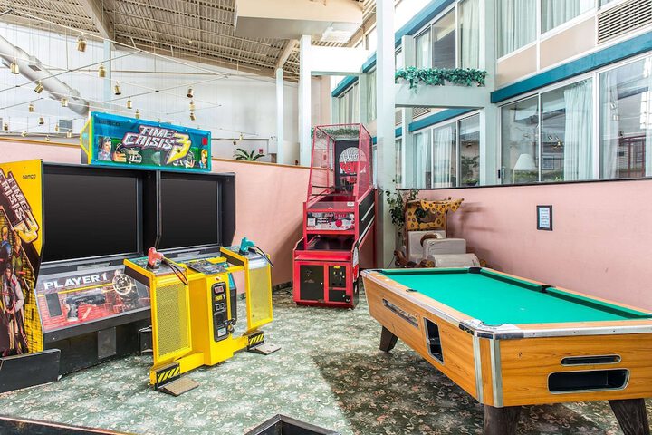 Room 15 of 35