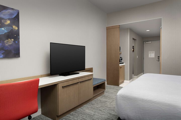 Room 21 of 42