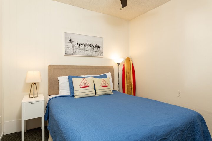 Room 110 of 149