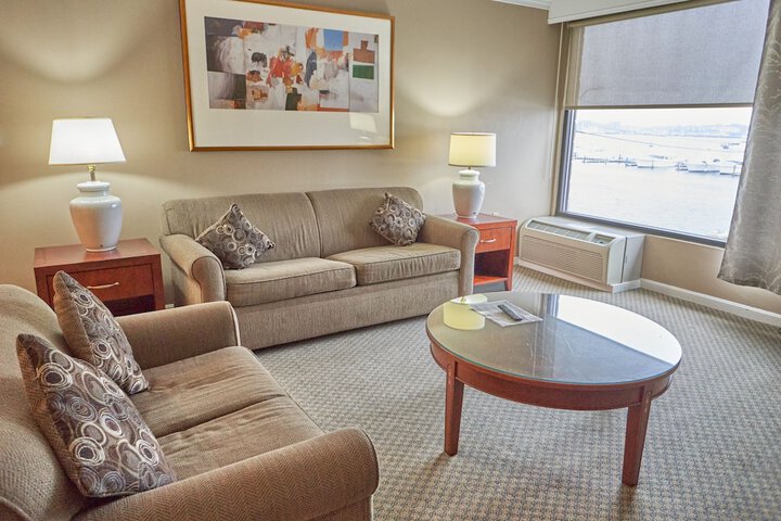 Room 41 of 55