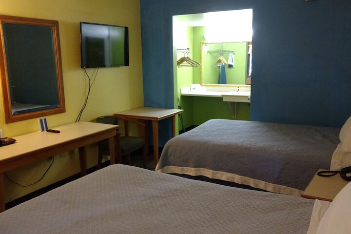 Room 20 of 25