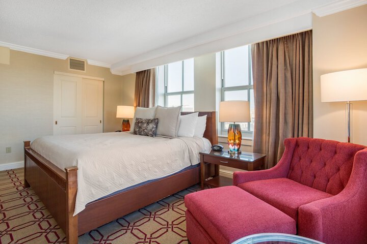 Room 90 of 146