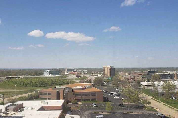 DoubleTree by Hilton St. Louis - Westport